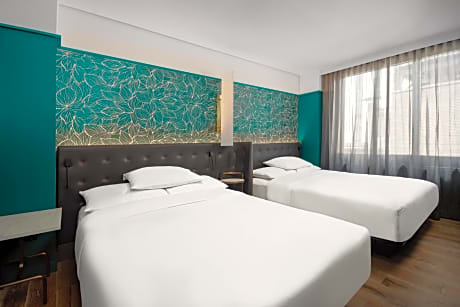 Queen Room with Two Queen Beds - Non-Smoking