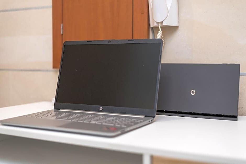 Cardinal Vatican Inn