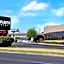 Lamplighter Inn-South