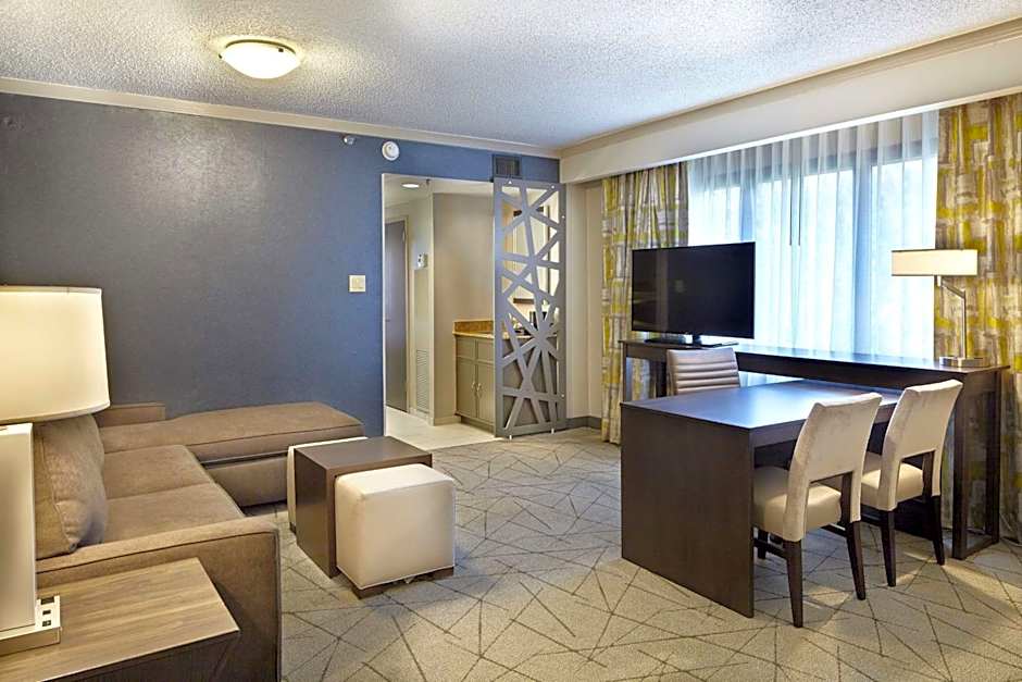 Embassy Suites By Hilton Hotel Atlanta-Galleria
