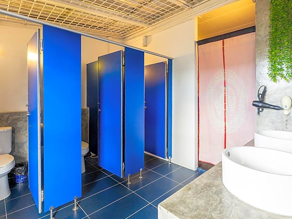 Marco Polo Phuket Poshtel & Bistro