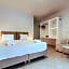 Bamboo Suites Hotel