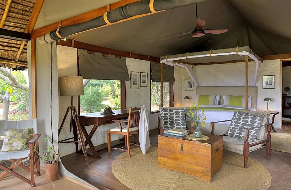 Ololo Safari Lodge & Farm