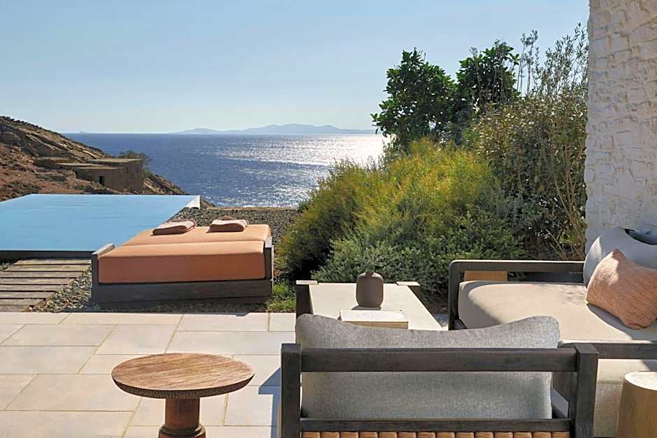 Odera, Tinos, Autograph Collection