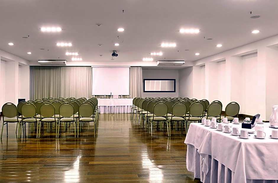 Cyan Hotel de Las Americas