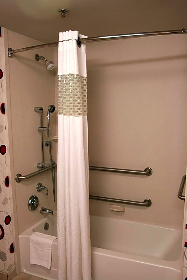 Hampton Inn Birmingham/Leeds