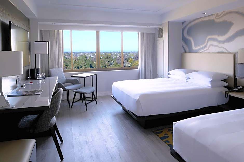 Photo 1 of 2 of 2 Double Beds Guestroom