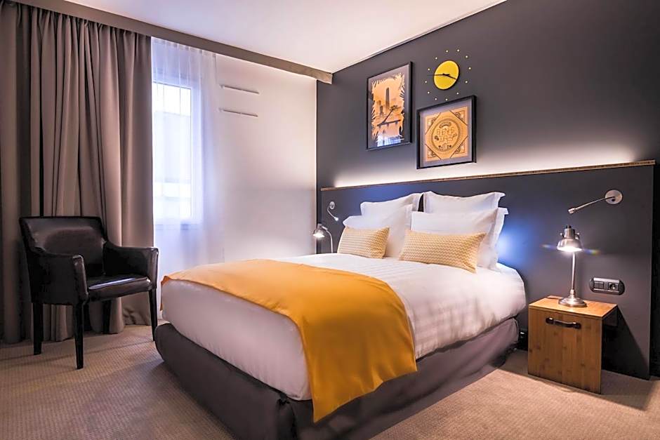 Best Western Plus Suitcase Paris La Defense