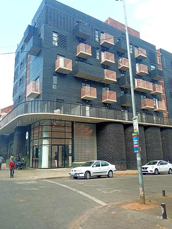 Maboneng City Building Free WiFi and Swimming pool