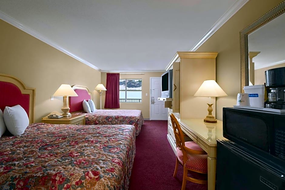 Travelodge by Wyndham Ocean Springs