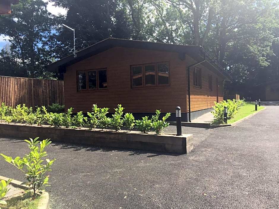Shellow Lane Lodges