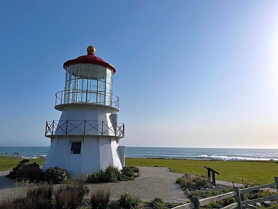 Inn of the Lost Coast