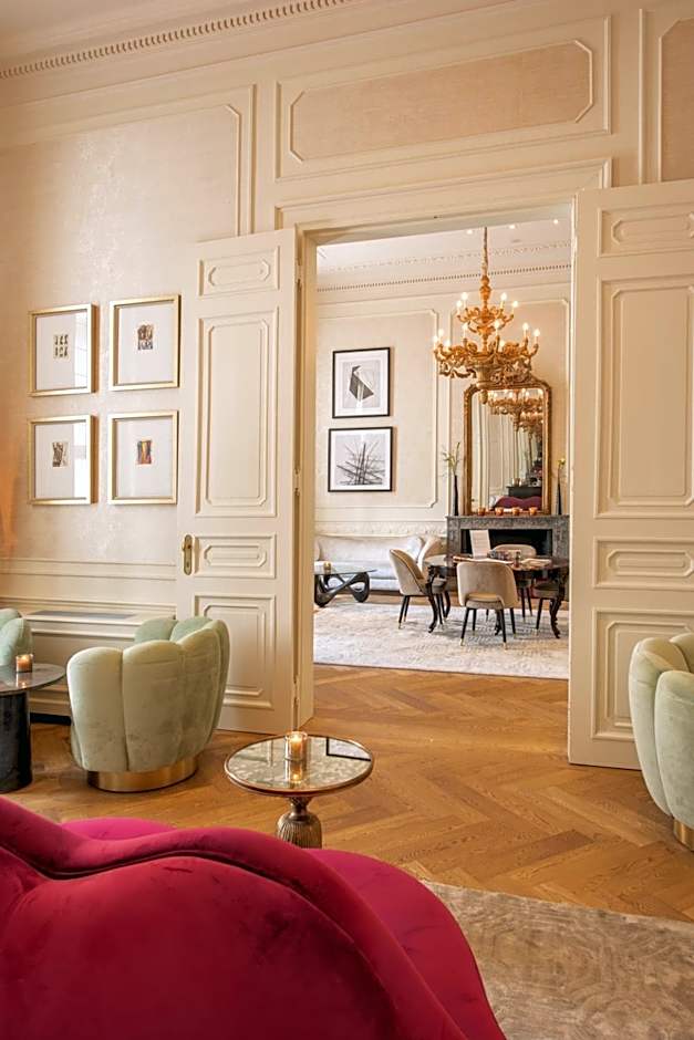 Dukes' Arches Brugge Adults only