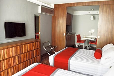 Standard Double Suite with Two Double Beds