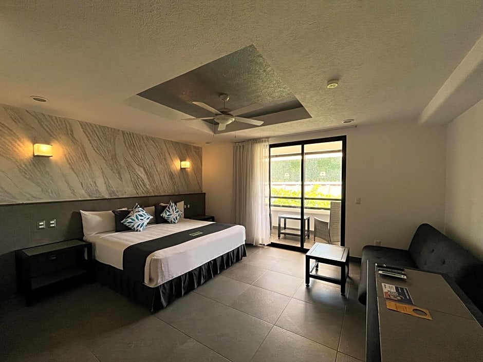 Aspira Hotel & Beach Club