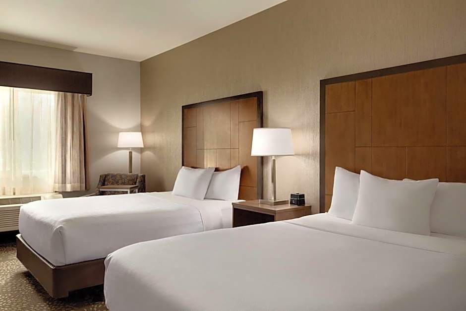 La Quinta Inn & Suites by Wyndham Fairbanks Airport