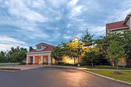 Larkspur Landing Extended Stay Suites St Louis Riverport