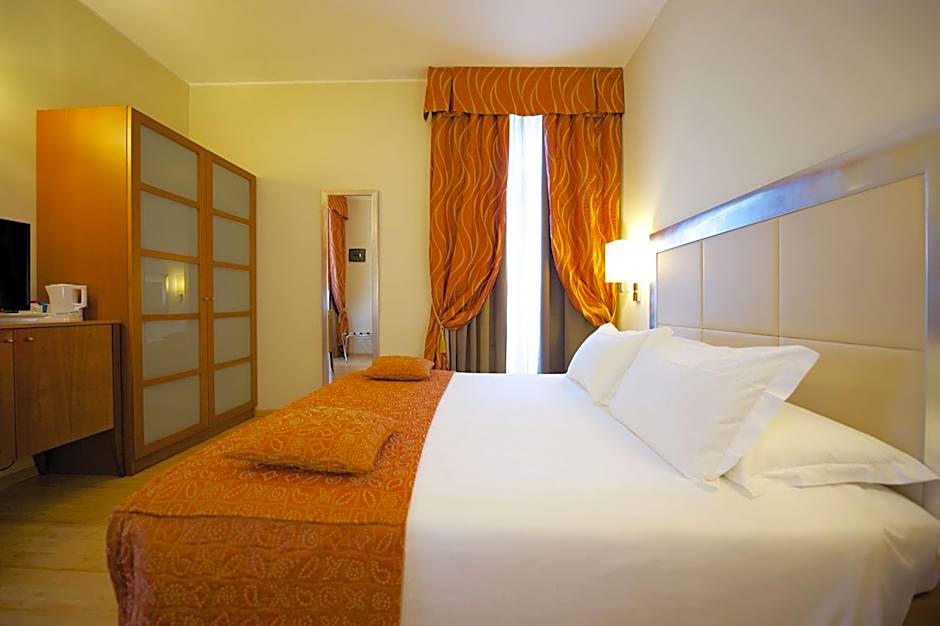 Best Western Crystal Palace Hotel