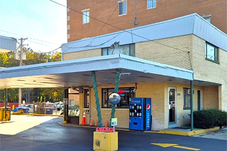 Motel Edgebrook Chicago North Shore By OYO