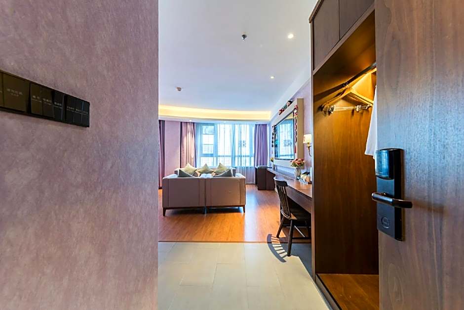 GEM Hotel Luoyang Longmen High Speed Railway Station Univerisity Town
