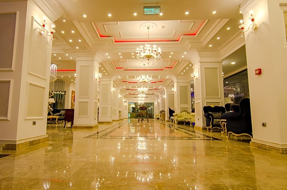 Phoenicia Royal Hotel