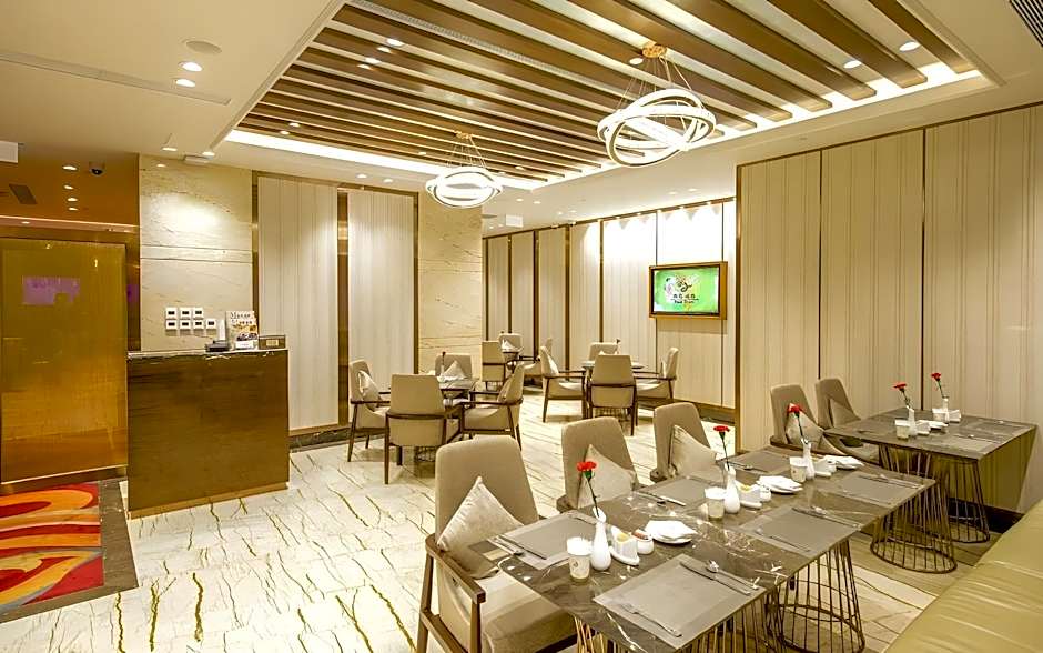 Royal Dragon Hotel