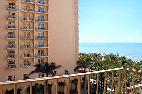 Coastal View Queen, Balcony  - Hearing Accessible