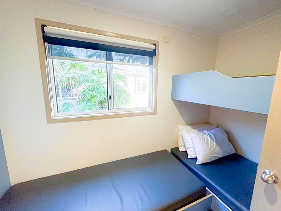 Shoal Bay Holiday Park