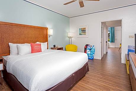 King Suite with Ocean View
