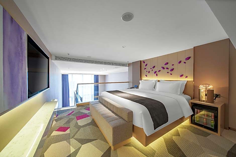 Lavande Hotel Anshan City Center