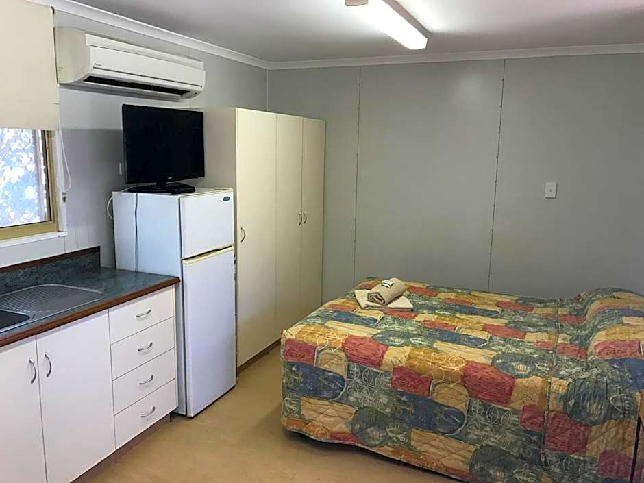 AAOK Karratha Caravan Park