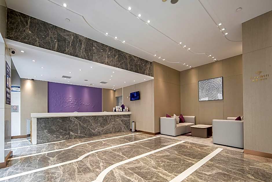 Lavande Hotel Wuhan Huanghelou Branch