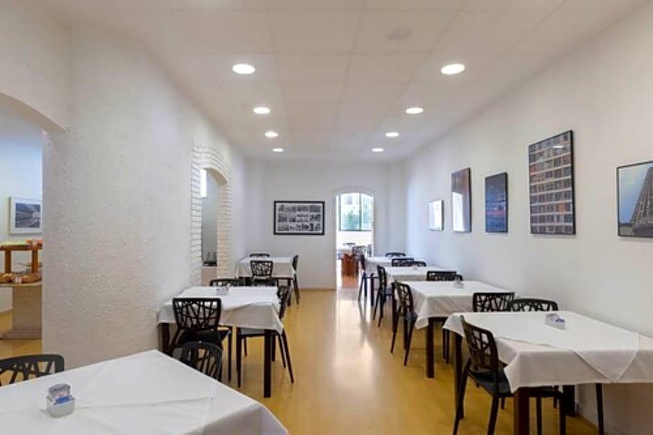 Rojas All Suites Hotel