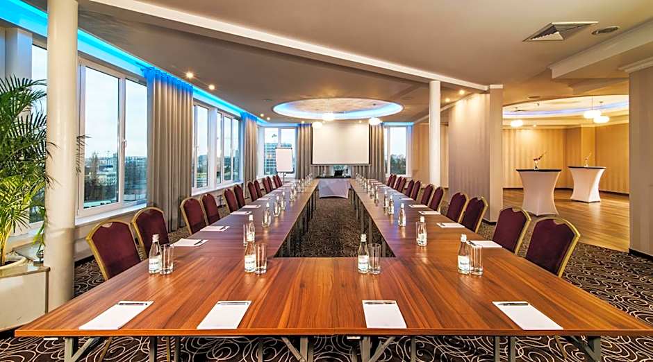 Hotel Lord - Warsaw Airport