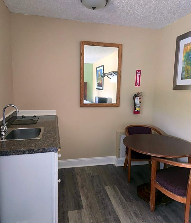 Nashoba Valley Inn & Suites