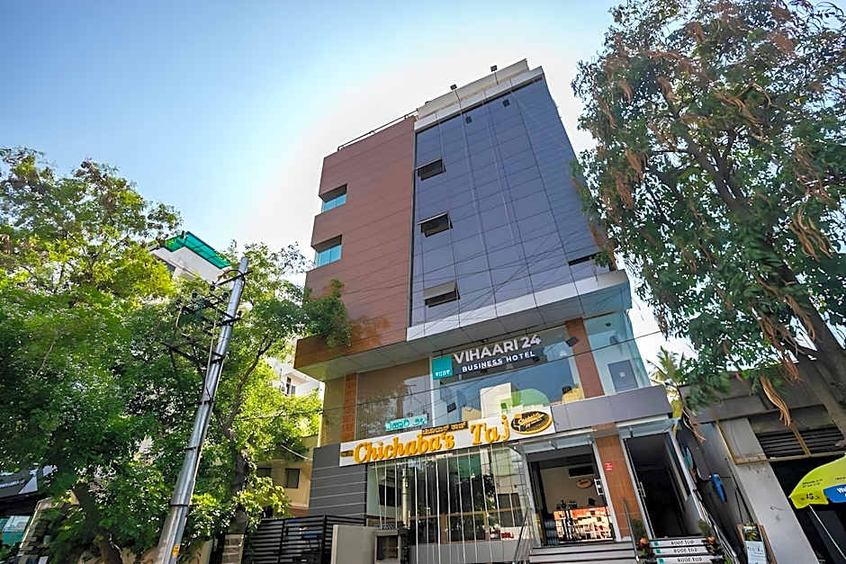 Vihaari 24 Business Hotel