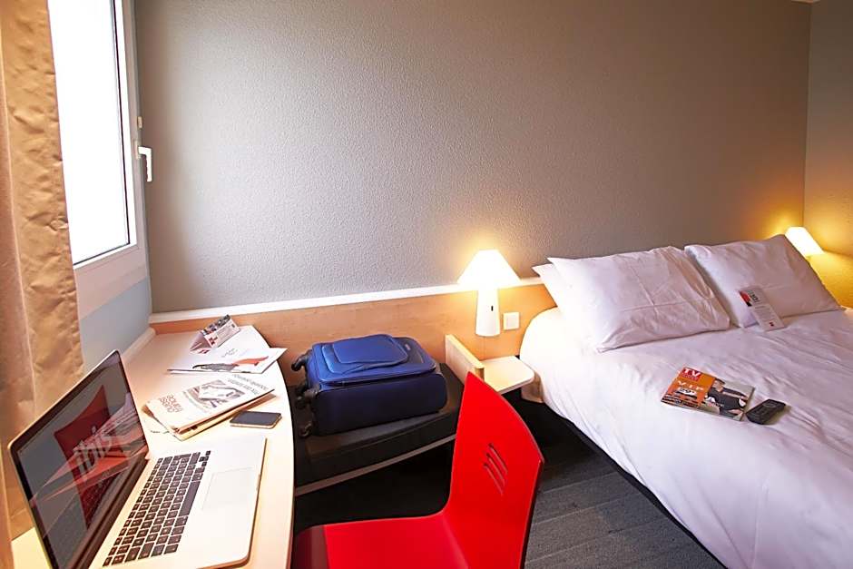 Ibis Auray