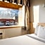 Rocky Mountain Ski Lodge