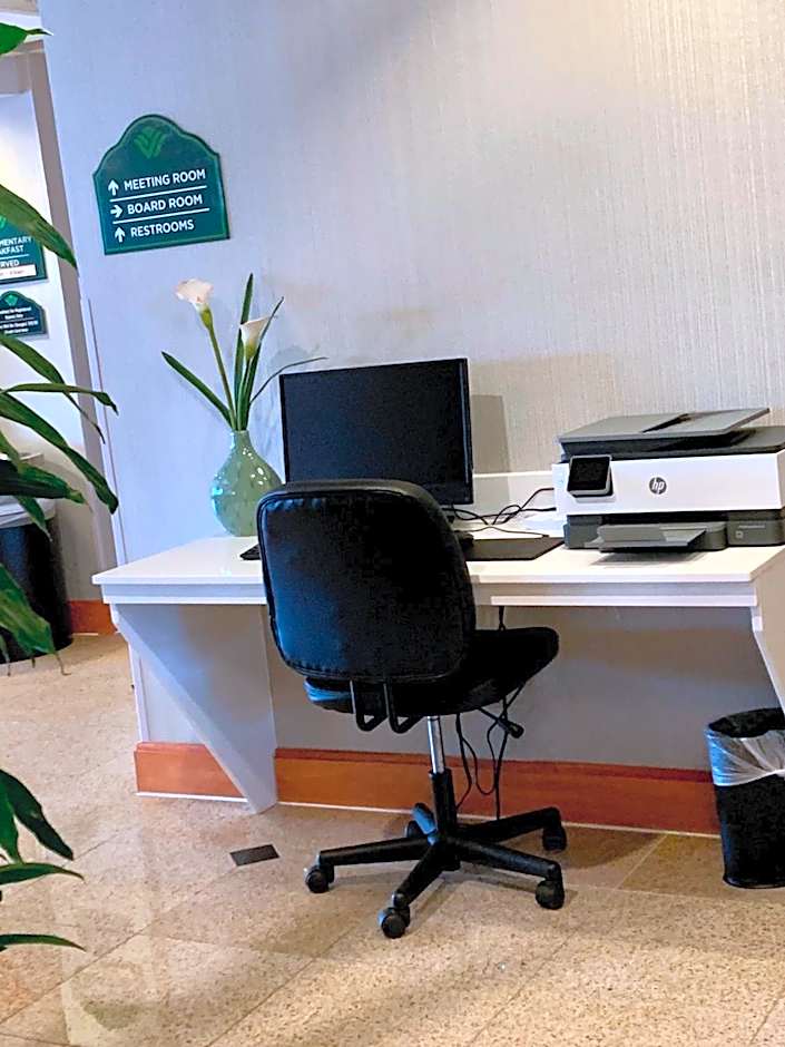 Wingate by Wyndham Wilmington