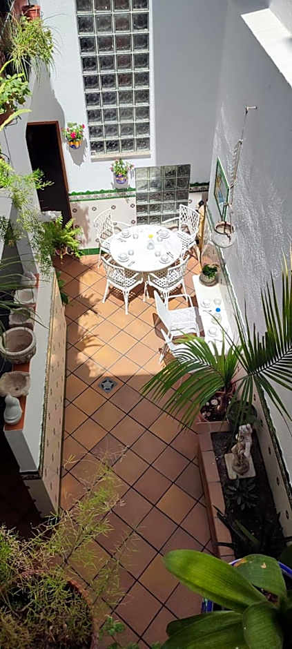 L'Hostalet GuestHouse