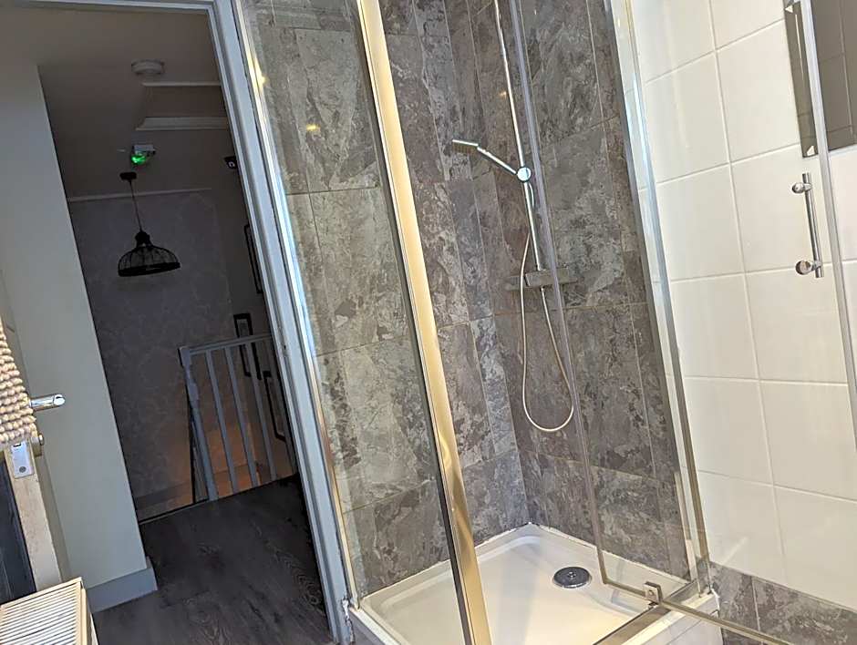 Hostel Rooms In Camden