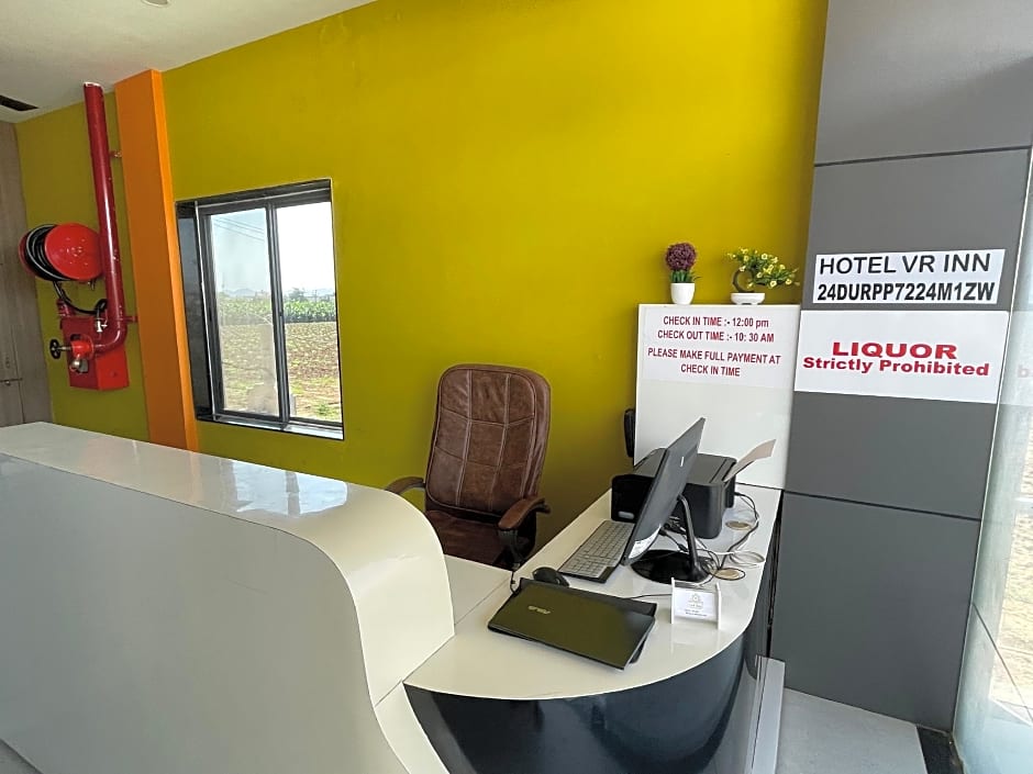 HOTEL VR INN