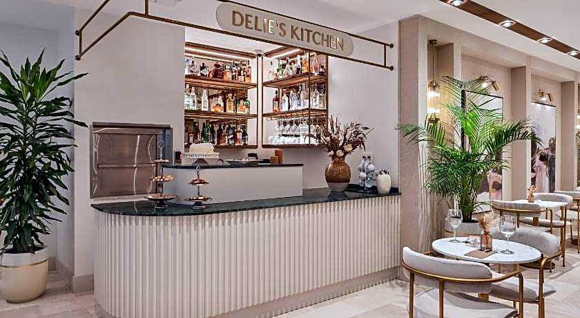 Delita City Hotel