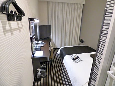 Double Room with Small Double Bed - Non-Smoking