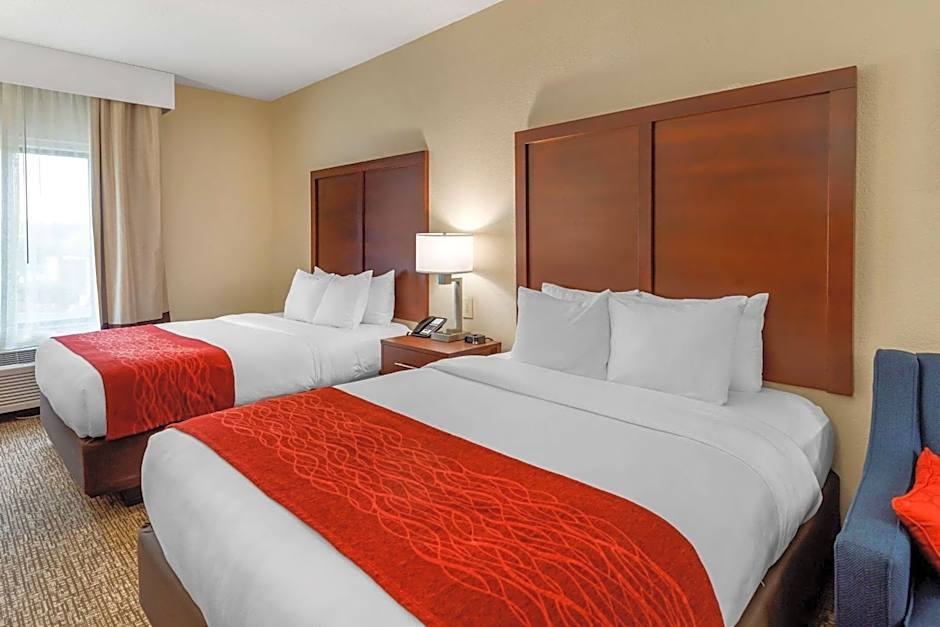 Comfort Inn & Suites