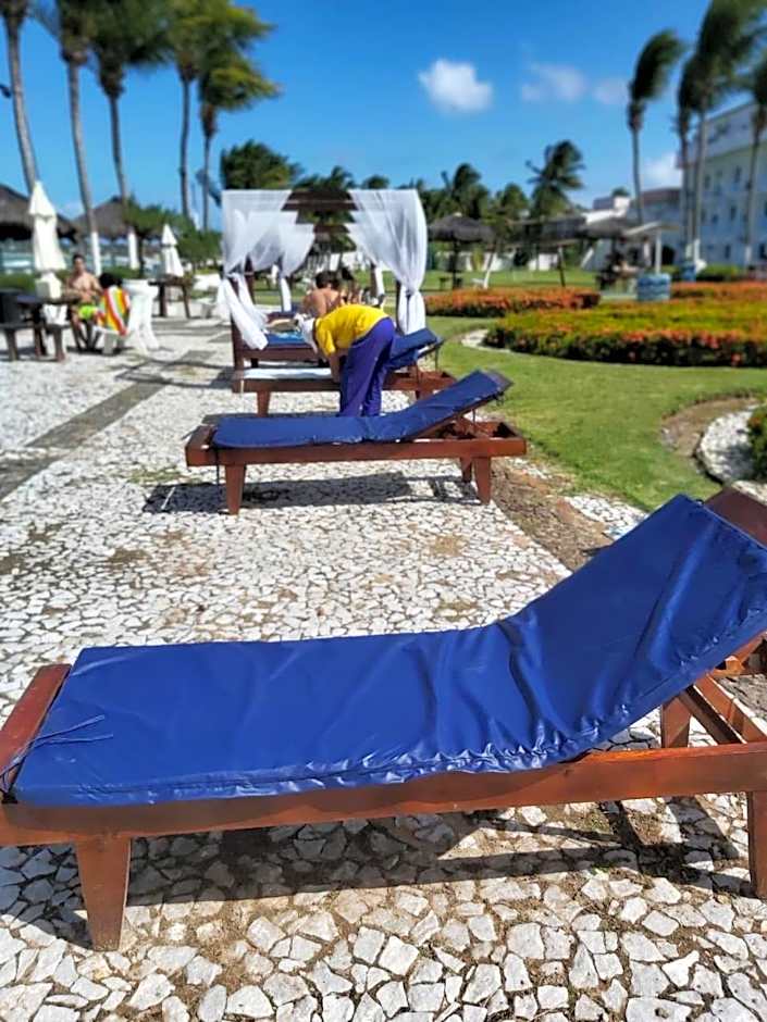 Carneiros Tamandare Apart Hotel Marinas