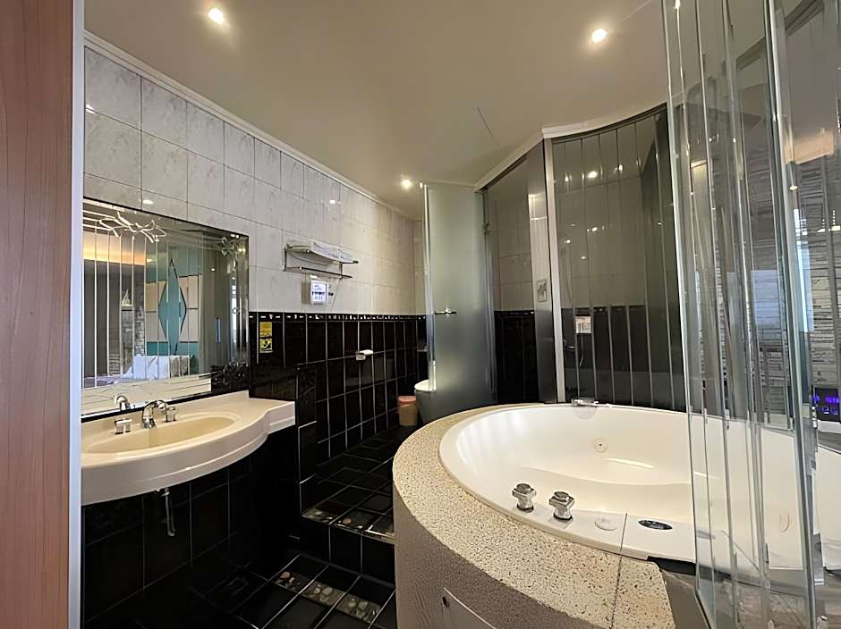 King & Princess Motel Ii