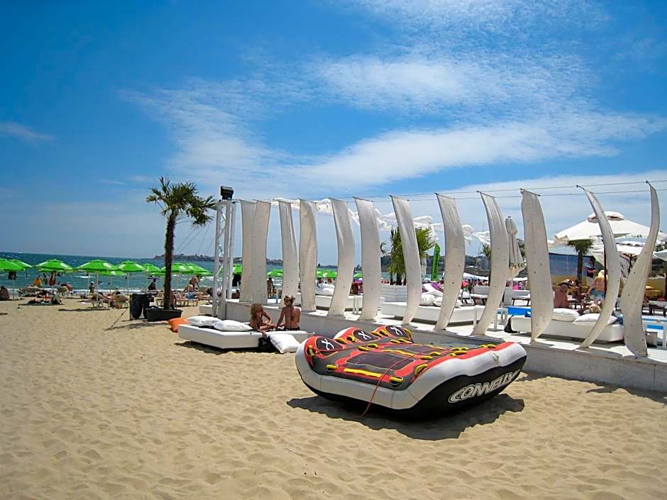 Boutique Suites Rainbow 4