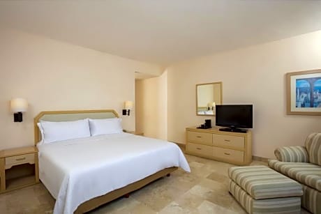 Superior Room, 1 King, Ocean Front