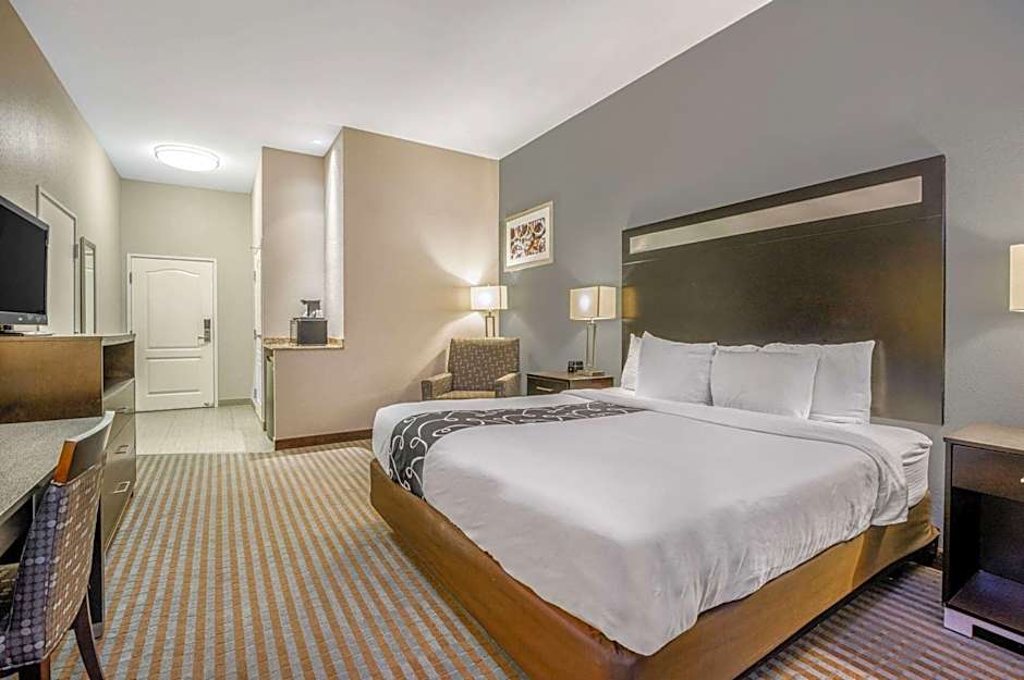 Photo 1 of 3 of 1 King Bed, Mobility Accessible